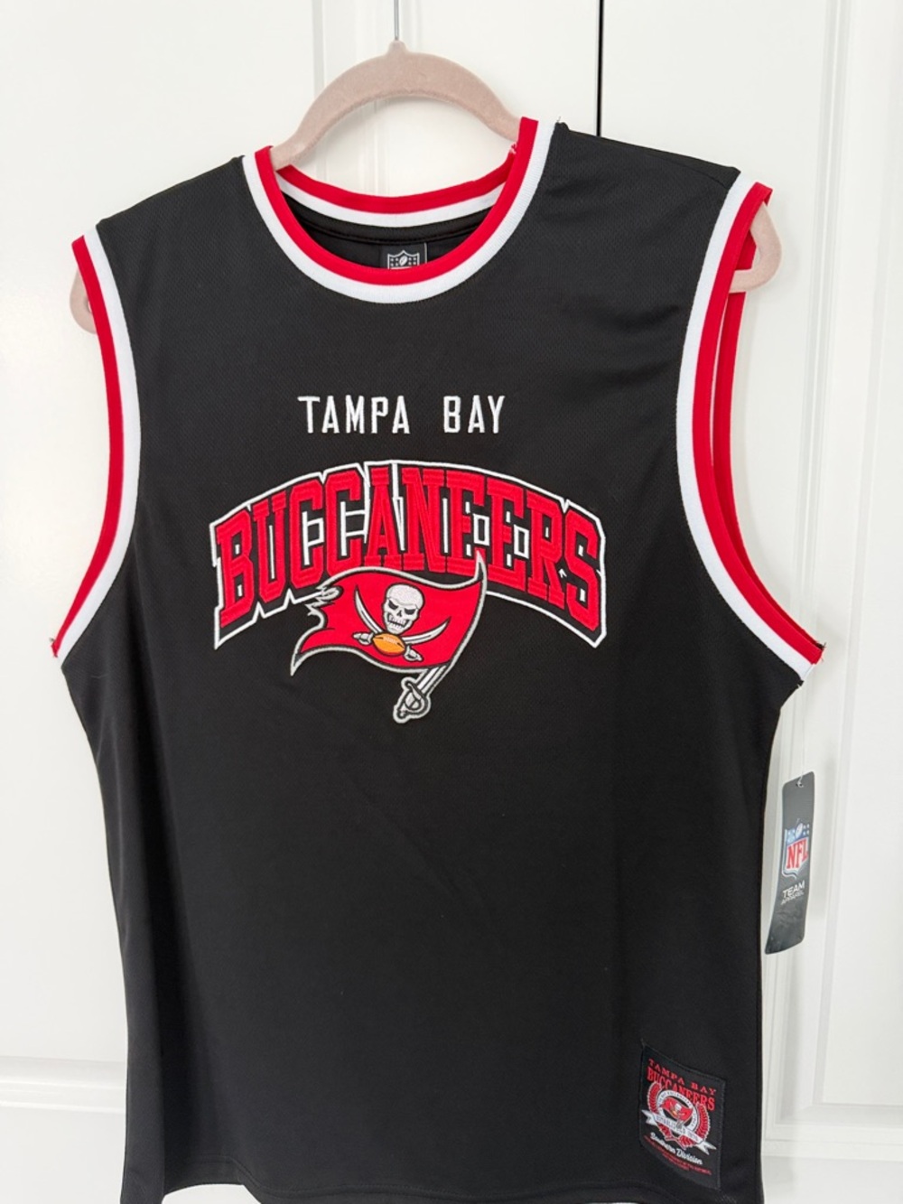 NFL Tampa Bay Buccaneers Black and Red Sleeveless Jersey Tank